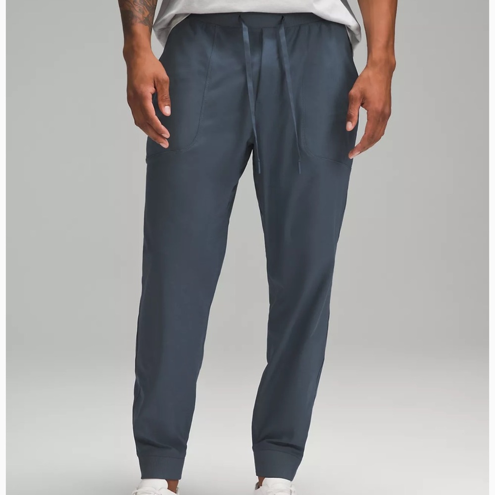 Lululemon ABC Joggers NWOT !!